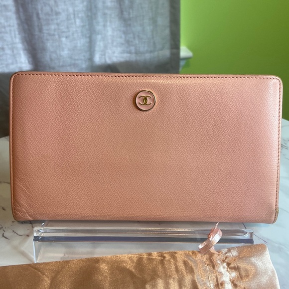 CHANEL Accessories - 🇫🇷CHANEL✨Long Bifold Wallet (Fits Passport)